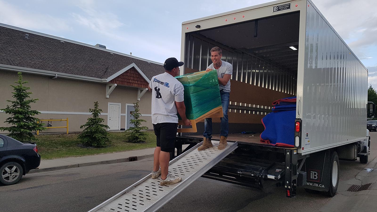 Move From One Place To Another By Aid Of Movers Sherwood Park