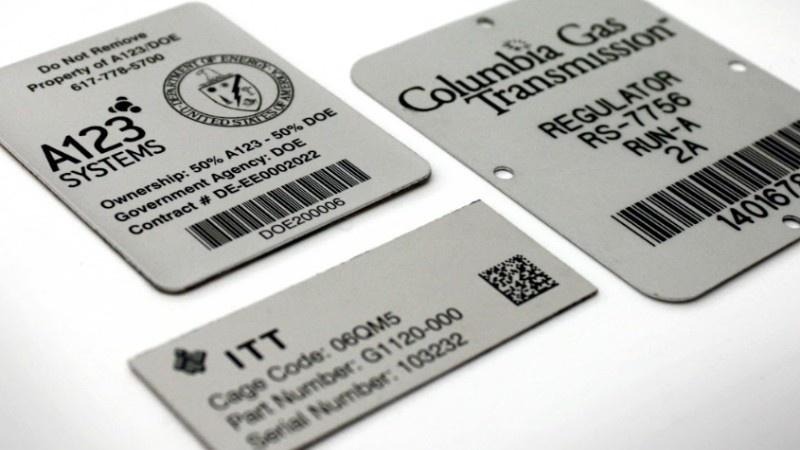 Make custom metal labels