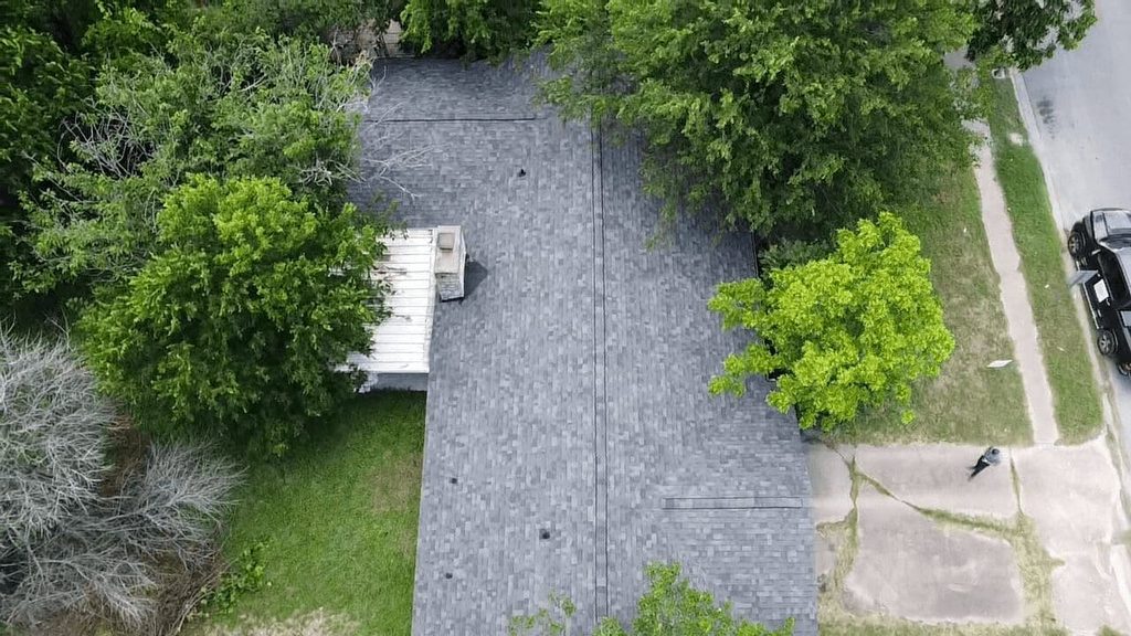 asphalt roofing